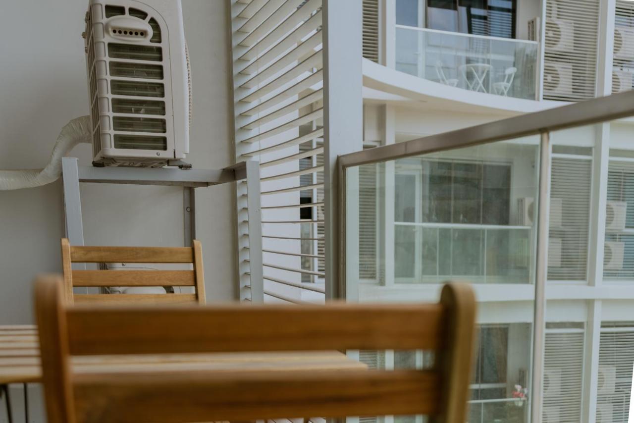 Uptown Parksuites Apartments Tower 2 Bgc By Ph Staycation マニラ市 エクステリア 写真