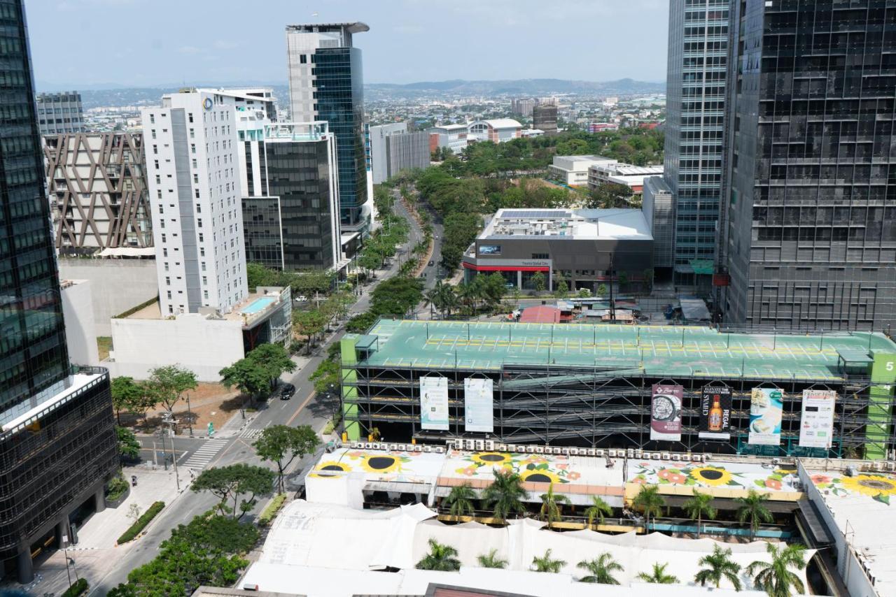 Uptown Parksuites Apartments Tower 2 Bgc By Ph Staycation マニラ市 エクステリア 写真
