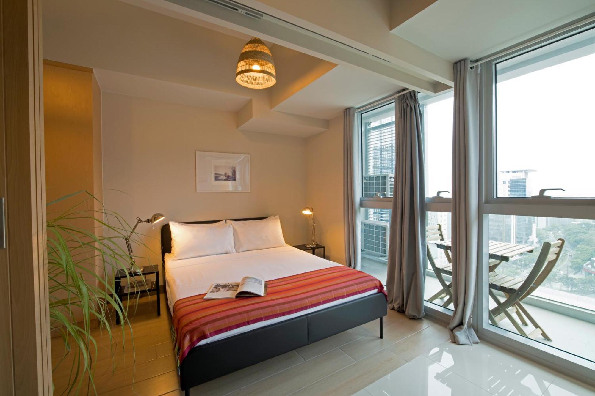 Uptown Parksuites Apartments Tower 2 Bgc By Ph Staycation マニラ市 エクステリア 写真