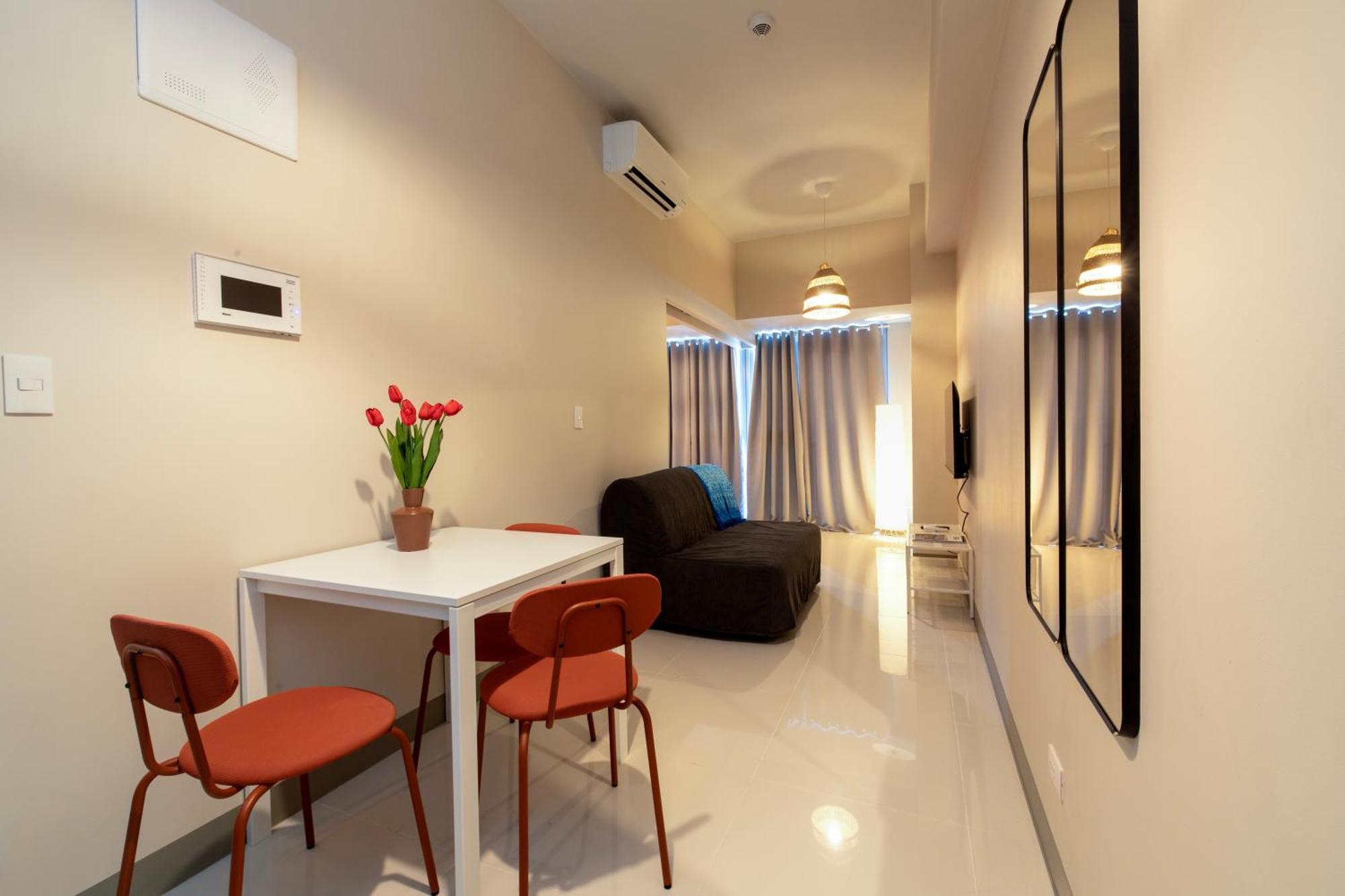 Uptown Parksuites Apartments Tower 2 Bgc By Ph Staycation マニラ市 エクステリア 写真