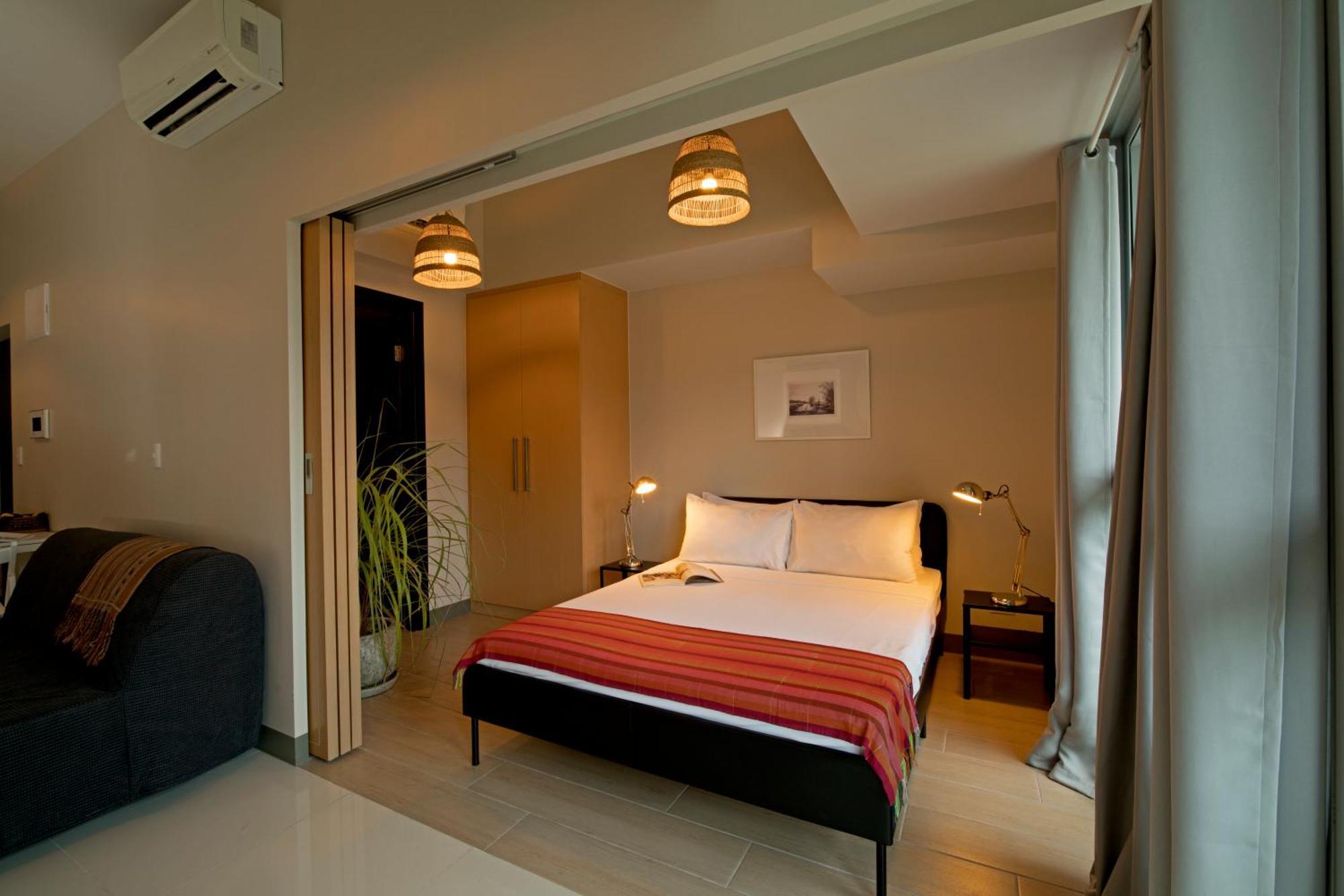 Uptown Parksuites Apartments Tower 2 Bgc By Ph Staycation マニラ市 エクステリア 写真